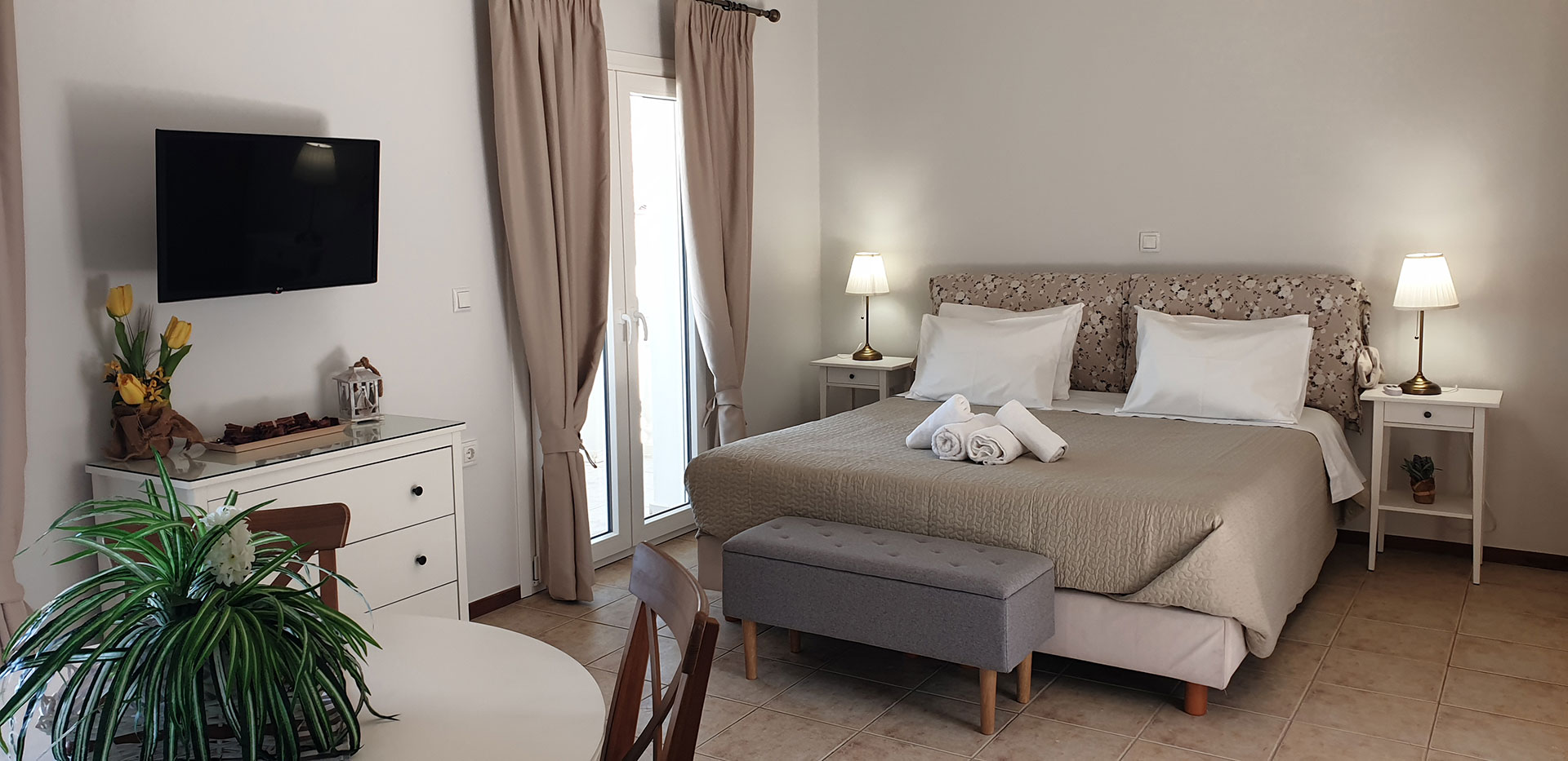 sunrise_deluxe_img02_1920x933